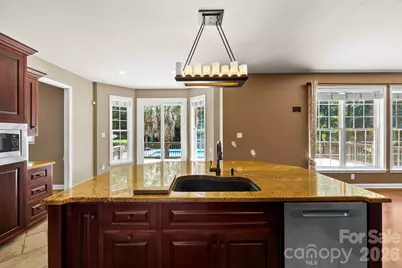 6520 Hollow Oak Drive, Mint Hill, NC 28227 - Photo 17