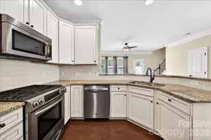 6453 Silver Star Ln, Charlotte, NC 28210 - Photo 11