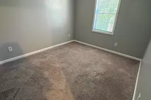 1009 22nd St NE, Hickory, NC 28601 - Photo 5