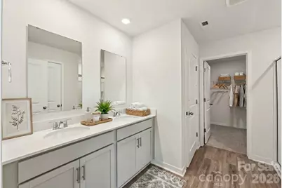 11523 Cardinal Creek Avenue, Charlotte, NC 28215 - Photo 15
