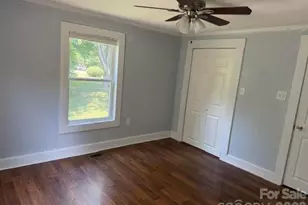 909 Cub St, Kannapolis, NC 28081 - Photo 9