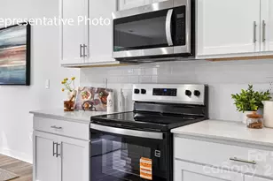 11531 Cardinal Crk Ave, Charlotte, NC 28215 - Photo 13