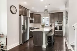 3536 Craughwell Dr, Charlotte, NC 28209 - Photo 7
