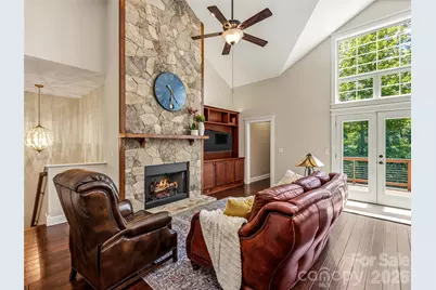 36 S Kaufman Stone Way, Biltmore Lake, NC 28715 - Photo 9