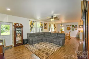 945 N Country Club Rd, Brevard, NC 28712 - Photo 5