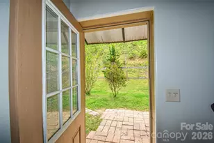 945 N Country Club Rd, Brevard, NC 28712 - Photo 33