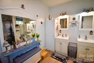 945 N Country Club Rd, Brevard, NC 28712 - Photo 29