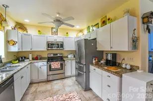 945 N Country Club Rd, Brevard, NC 28712 - Photo 9