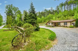 945 N Country Club Rd, Brevard, NC 28712 - Photo 41