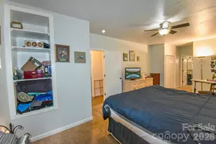 945 N Country Club Rd, Brevard, NC 28712 - Photo 25