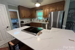 239 Hickory Ln Dr, Mount Holly, NC 28120 - Photo 9