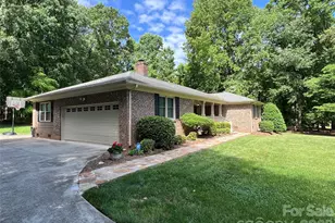 239 Hickory Ln Dr, Mount Holly, NC 28120 - Photo 3