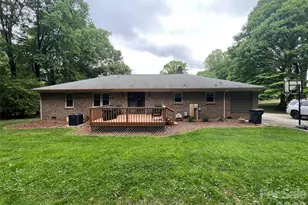 239 Hickory Ln Dr, Mount Holly, NC 28120 - Photo 5