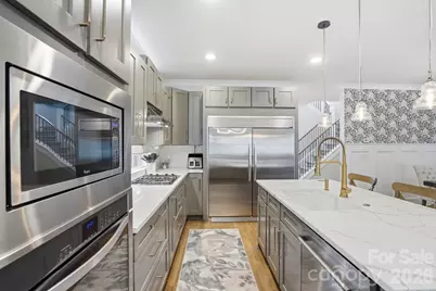2501 Marshall Place, Charlotte, NC 28203 - Photo 11