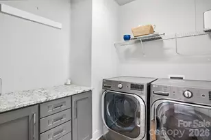 2501 Marshall Pl, Charlotte, NC 28203 - Photo 21