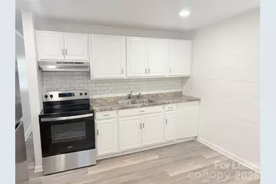 110 N Peterson Street, Stanley, NC 28164 - Photo 5