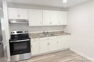 110 N Peterson St, Stanley, NC 28164 - Photo 5