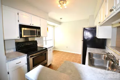 7124 Winery Lane, Charlotte, NC 28227 - Photo 9