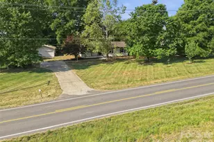 310 Houston Rd, Troutman, NC 28166 - Photo 5