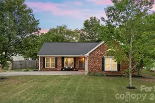 13809 Loch Loyal Dr, Charlotte, NC 28273 - Photo 3
