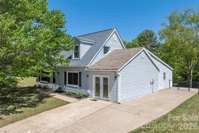 20 Lionel Place, Asheville, NC 28806 - Photo 1