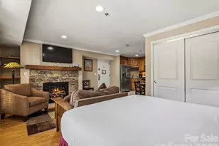 331 Bowling Park Rd, Asheville, NC 28803 - Photo 11