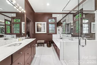 2301 Queens Road E, Charlotte, NC 28207 - Photo 21