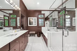 2301 Queens Rd E, Charlotte, NC 28207 - Photo 21