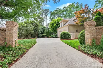 2301 Queens Road E, Charlotte, NC 28207 - Photo 37