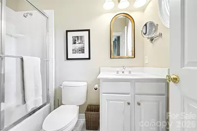 2301 Queens Road E, Charlotte, NC 28207 - Photo 27