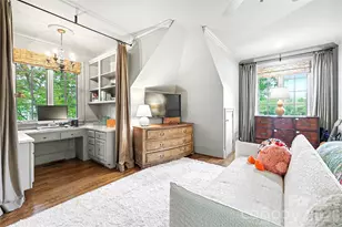 2301 Queens Rd E, Charlotte, NC 28207 - Photo 29