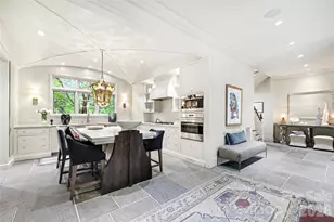 2301 Queens Rd E, Charlotte, NC 28207 - Photo 7