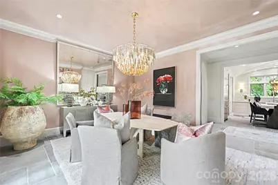 2301 Queens Road E, Charlotte, NC 28207 - Photo 11