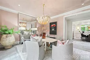 2301 Queens Rd E, Charlotte, NC 28207 - Photo 11