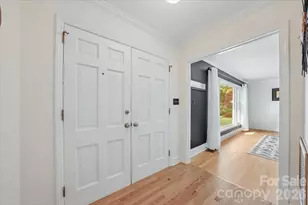 6701 Ronda Ave, Charlotte, NC 28211 - Photo 9