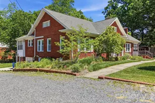 729 Montgomery Ave, Albemarle, NC 28001 - Photo 3