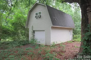 7916 Sherrills Ford Rd, Sherrills Ford, NC 28673 - Photo 17