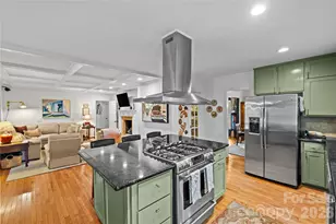 233 Chiswick Rd, Charlotte, NC 28211 - Photo 13