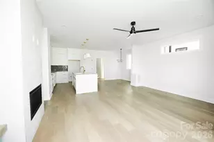 221 Woodsborough Pl, Raleigh, NC 27601 - Photo 31