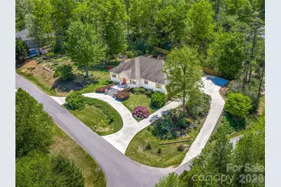 16 Chickadee Lane, Fairview, NC 28730 - Photo 43