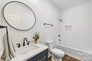 213 Kings Mountain St, York, SC 29745 - Photo 9