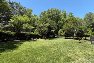 1419 Redcoat Dr, Charlotte, NC 28211 - Photo 23