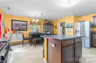 3248 Pikes Peak Dr, Gastonia, NC 28052 - Photo 5