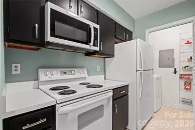 11066 Harrowfield Road, Charlotte, NC 28226 - Photo 15