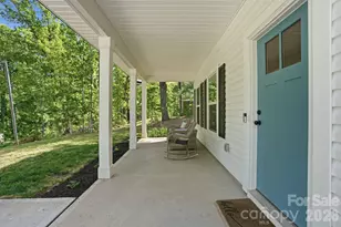 403 Sunset Dr, Bessemer City, NC 28016 - Photo 3