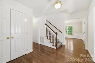 109 Fairway Dr, Fort Mill, SC 29715 - Photo 3