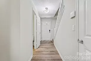 10141 University Park Ln, Charlotte, NC 28213 - Photo 3