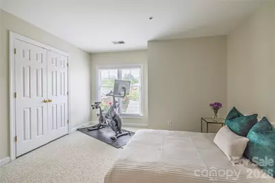 4912 S Hill View Drive, Charlotte, NC 28210 - Photo 15