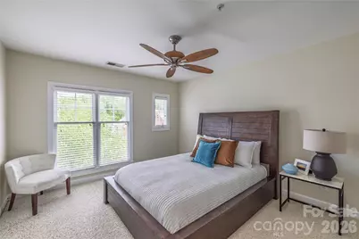 4912 S Hill View Drive, Charlotte, NC 28210 - Photo 13