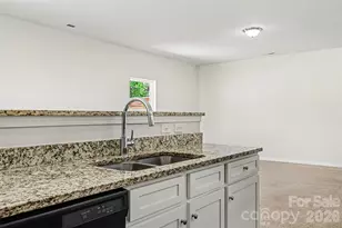 6414 Jerimoth Dr, Charlotte, NC 28215 - Photo 11